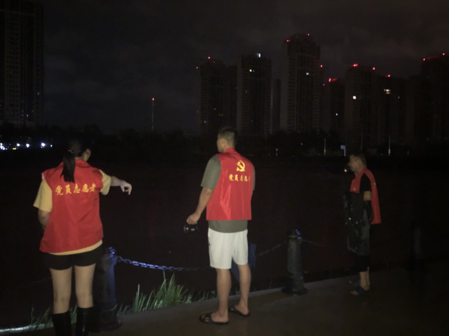 防汛就是战斗 党员就是先锋