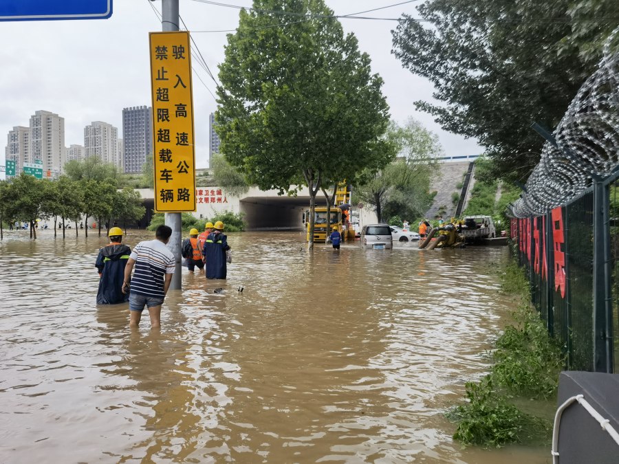 抗击汛情 丰庆基干民兵勇冲在前