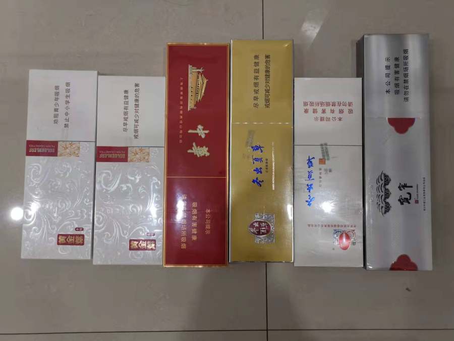 河南郑州：男子暴力撬锁进烟酒店行窃，安防系统形同虚设