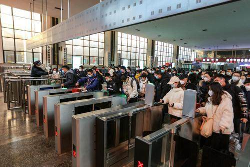 254.5万人 ！春节假期郑州铁路累计发送旅客量超2019年同期