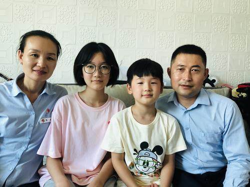 郑州3户家庭上榜2023年全国“最美家庭”